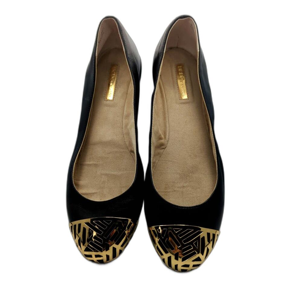 BCBGeneration Cap Toe Flats | 8.5 | Gold Geometric Cutout